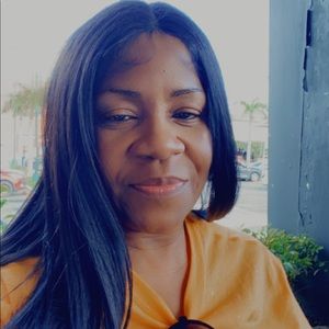 Meet your Posher, Ana